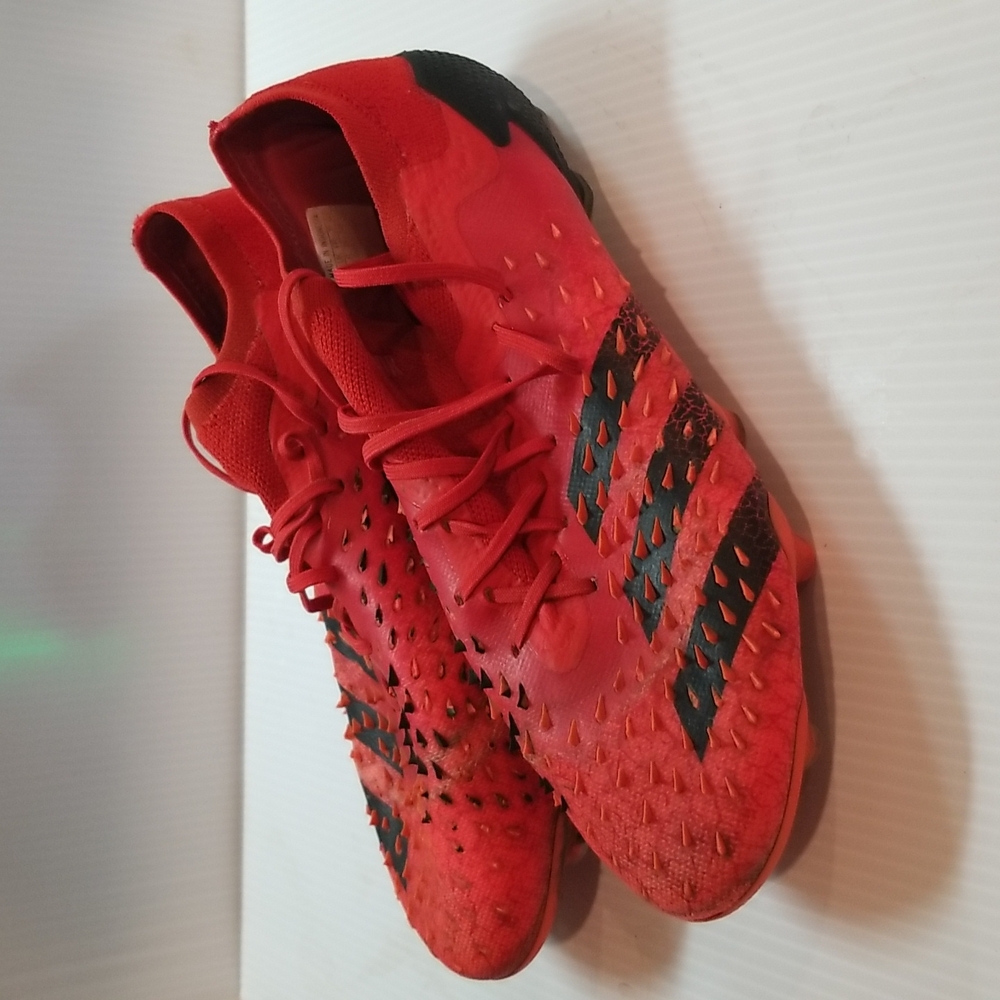 Mens soccer shoes